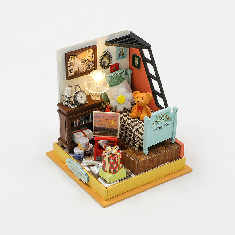 Bespoke 3D Pet Statues & their Miniature Houses