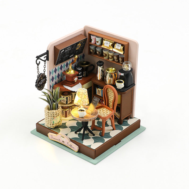 Bespoke 3D Pet Statues & their Miniature Houses